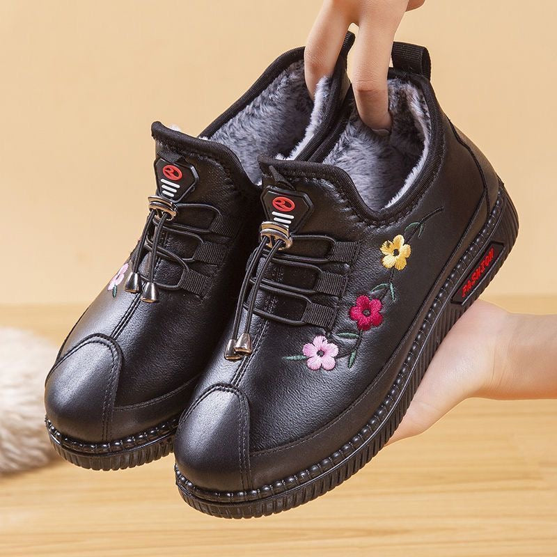 נעליים מעור עם פרחים לנוחות יוקרתית ועמידה