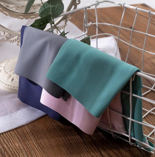 שרוכים | מכנסיים ללא תפרים